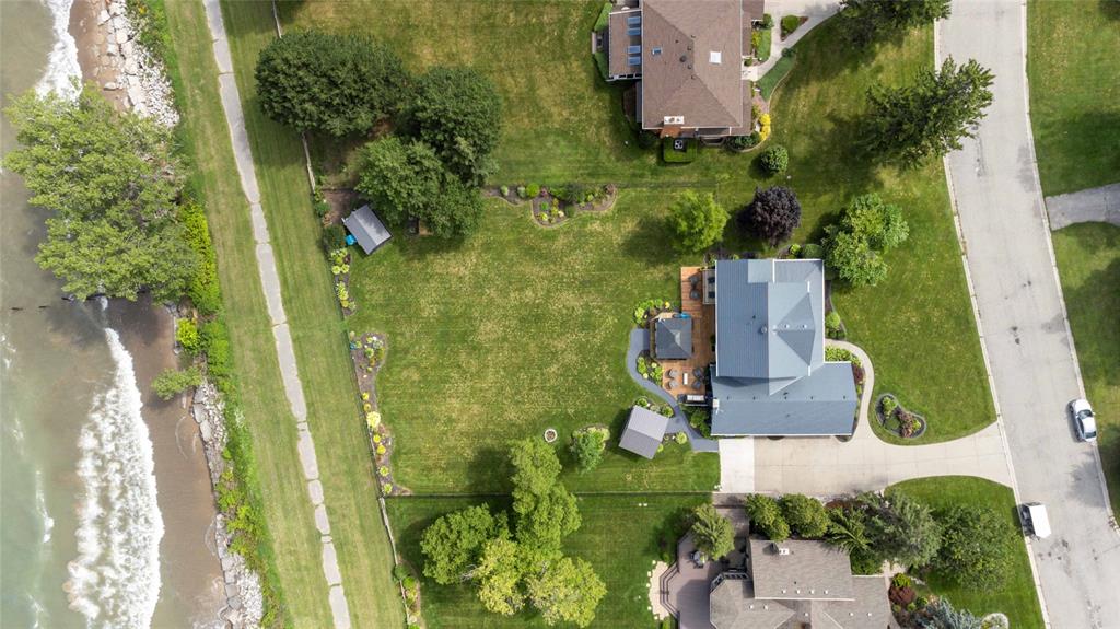 2108 HURON SHORES Drive, Sarnia, Ontario, Canada