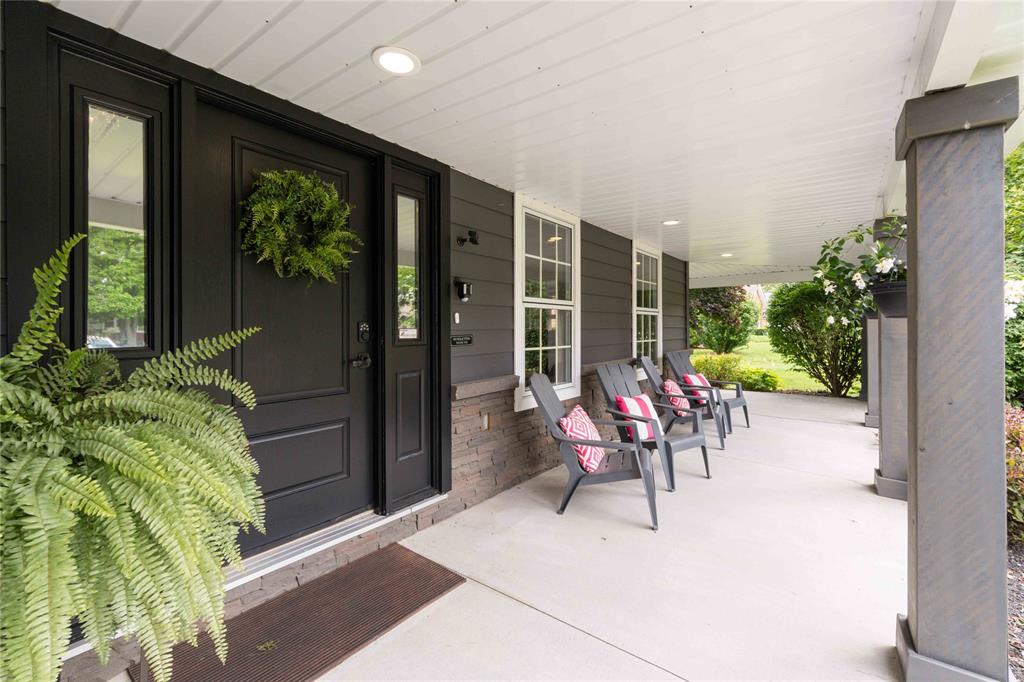 2108 HURON SHORES Drive, Sarnia, Ontario, Canada