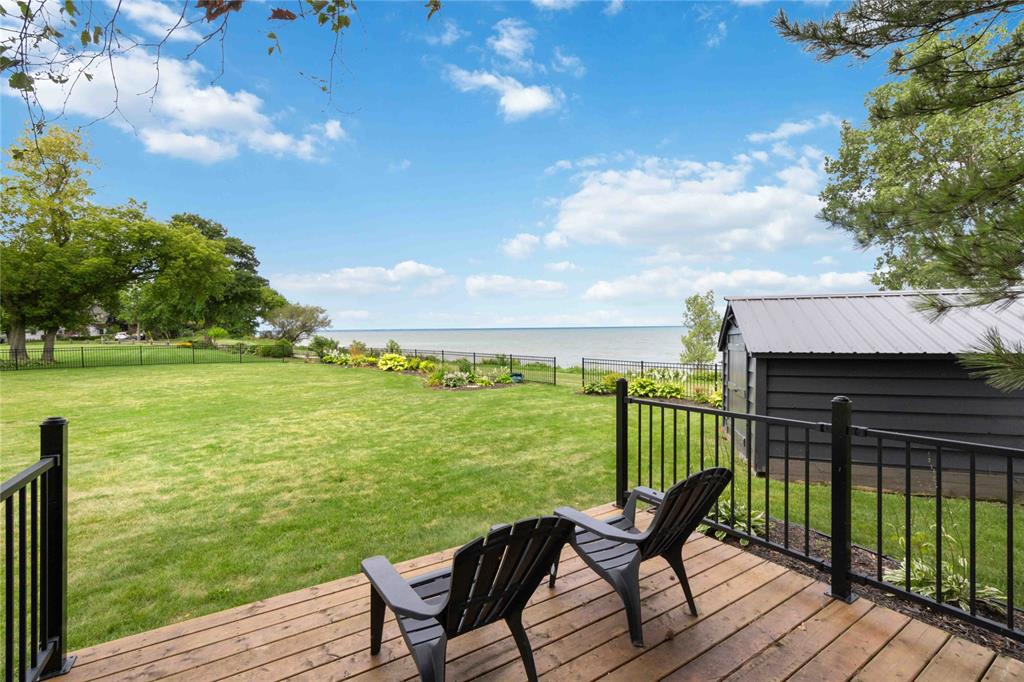 2108 HURON SHORES Drive, Sarnia, Ontario, Canada