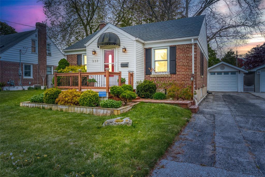 333 CAMERON Street, Sarnia, Ontario, Canada photo 2