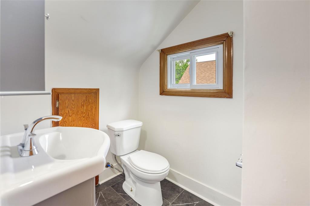 264 ROSS Avenue, Sarnia, Ontario, Canada photo 26