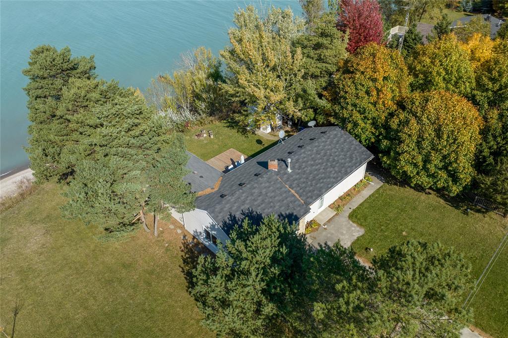 4196 BLUEPOINT Drive, Plympton-Wyoming, Ontario, Canada