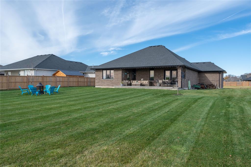 4022 VAN BREE Drive, Plympton-Wyoming, Ontario, Canada