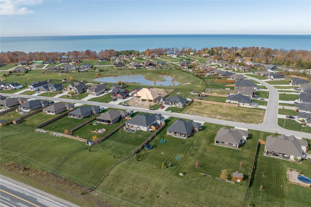 4022 VAN BREE Drive, Plympton-Wyoming, Ontario, Canada