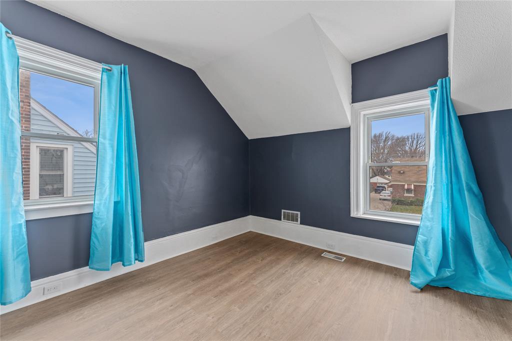 108 MARTIN Street, Sarnia, Ontario, Canada