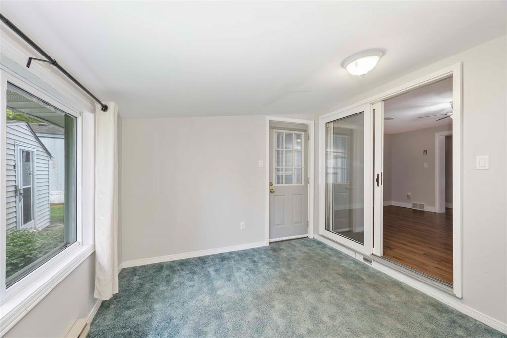 1940 LONDON Line Unit# 107, Sarnia, Ontario, Canada photo 16