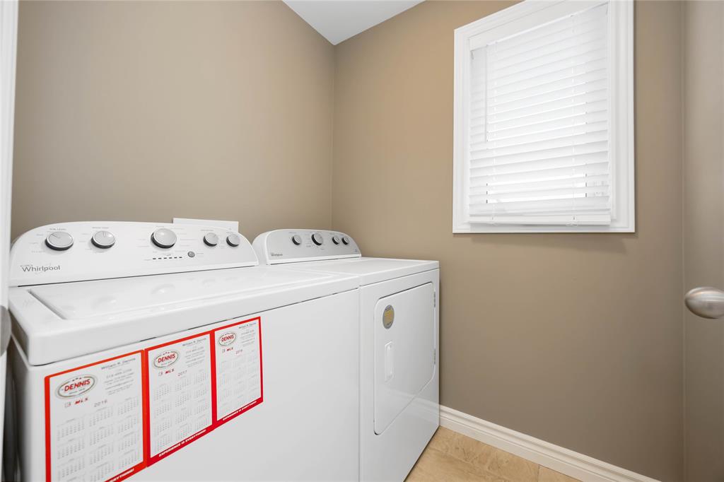 240 BENTLEY Avenue, Sarnia, Ontario, Canada photo 11