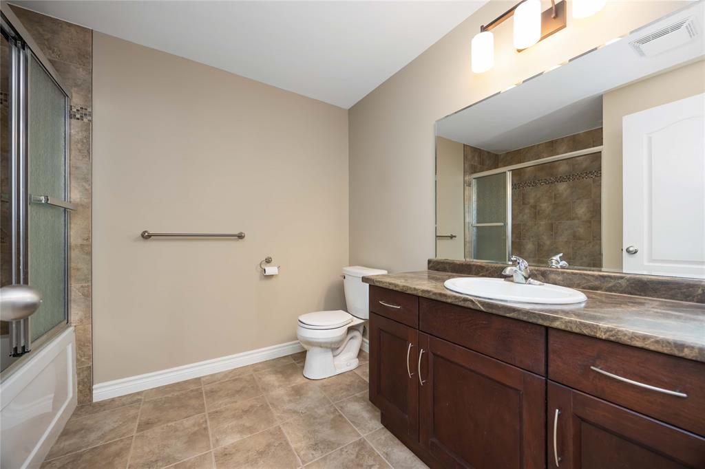 240 BENTLEY Avenue, Sarnia, Ontario, Canada photo 14