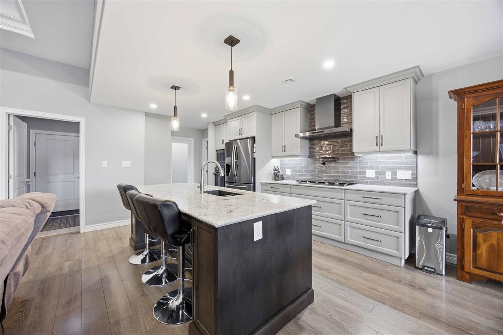 3960 CULLEN Drive, Plympton-Wyoming, Ontario, Canada photo 7