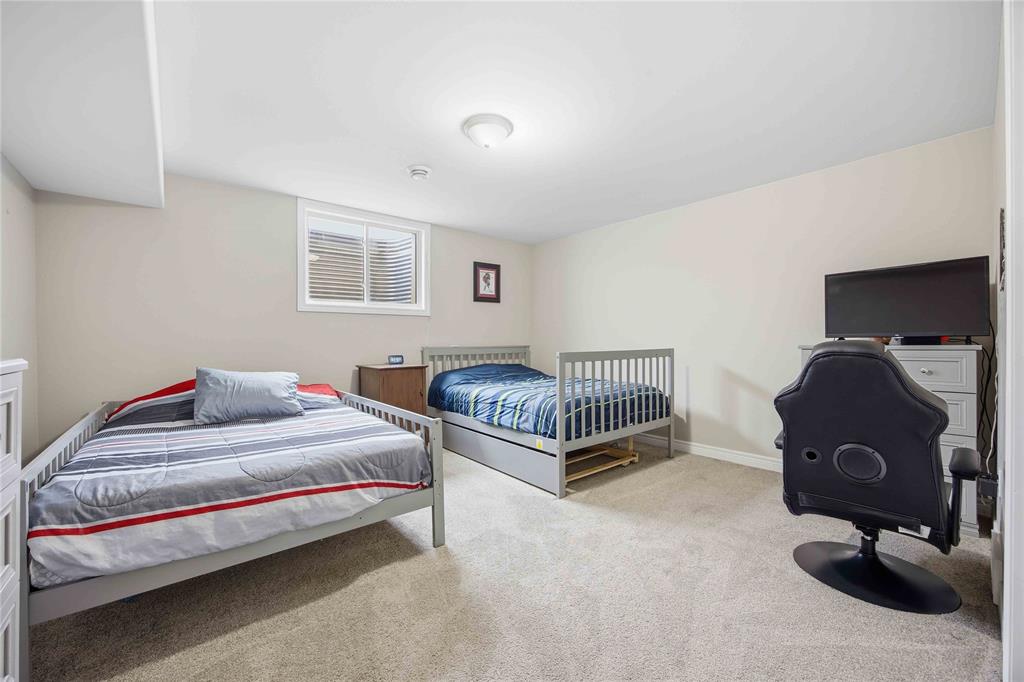 3960 CULLEN Drive, Plympton-Wyoming, Ontario, Canada photo 21