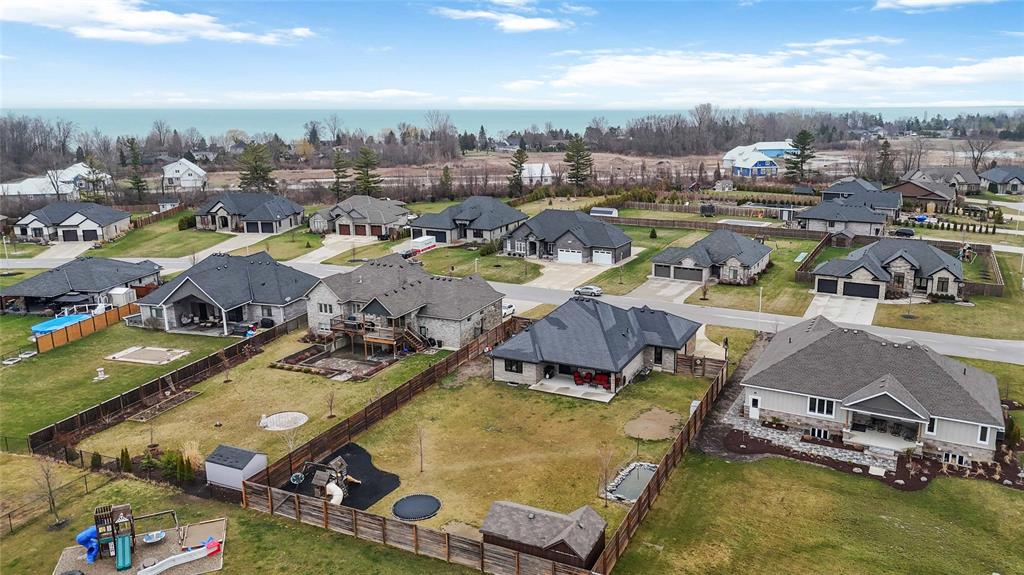 3960 CULLEN Drive, Plympton-Wyoming, Ontario, Canada photo 32