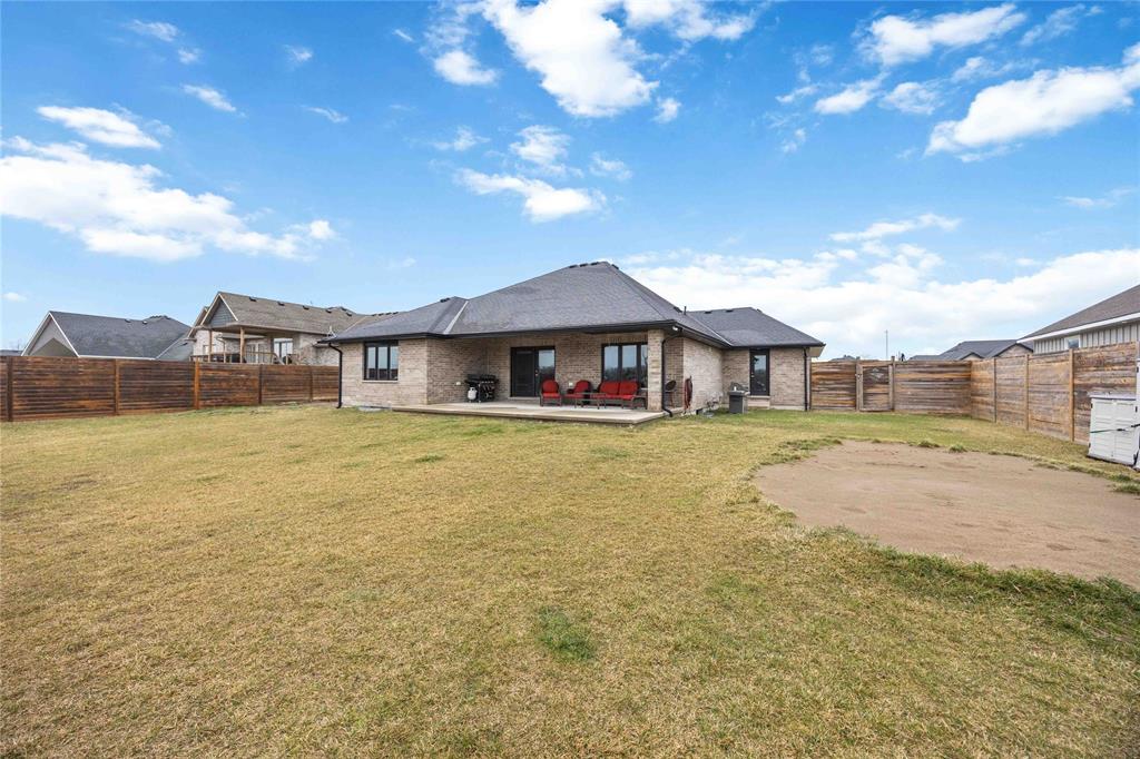 3960 CULLEN Drive, Plympton-Wyoming, Ontario, Canada photo 34