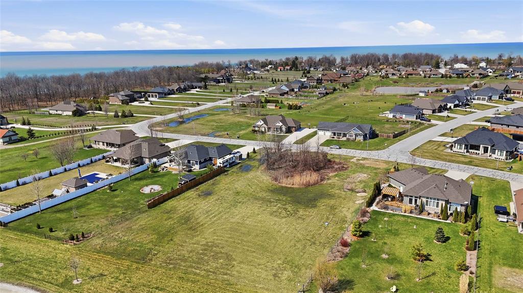 4105 CULLEN Drive, Plympton-Wyoming, Ontario, Canada photo 3