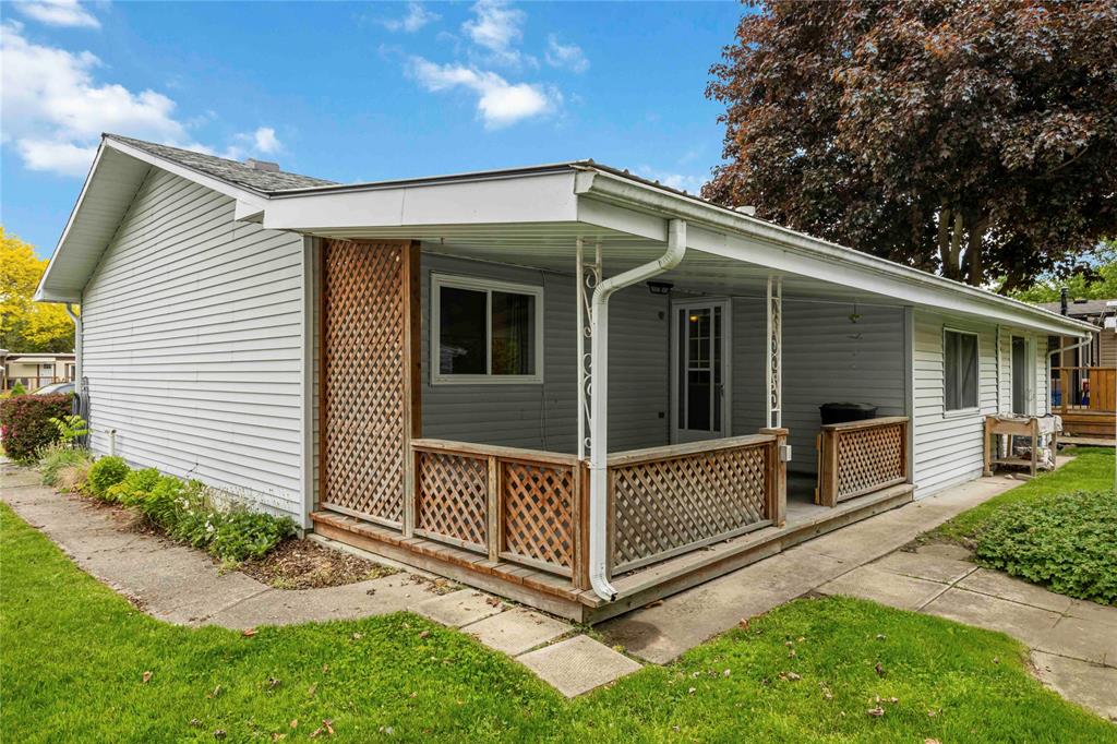 1940 LONDON Line Unit# 107, Sarnia, Ontario, Canada photo 26