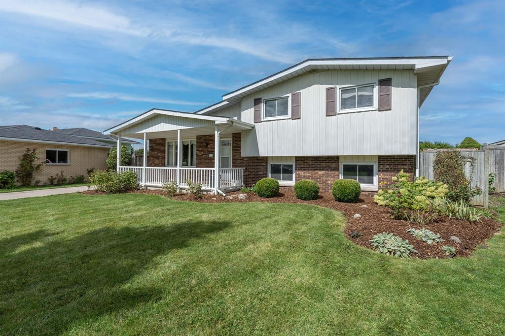 123 HANNA Crescent, Sarnia, Ontario, Canada
