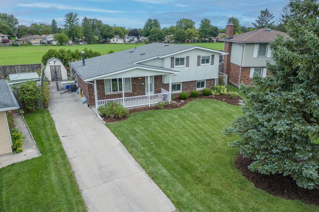 123 HANNA Crescent, Sarnia, Ontario, Canada