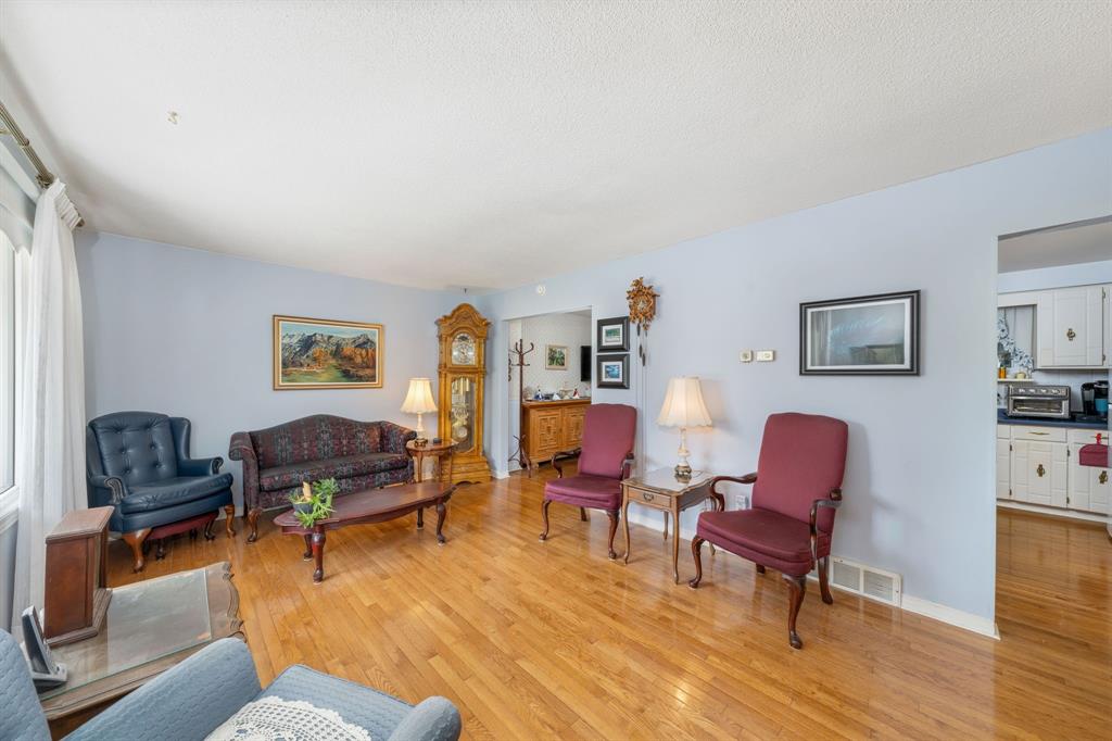 123 HANNA Crescent, Sarnia, Ontario, Canada