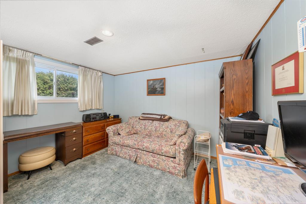 123 HANNA Crescent, Sarnia, Ontario, Canada