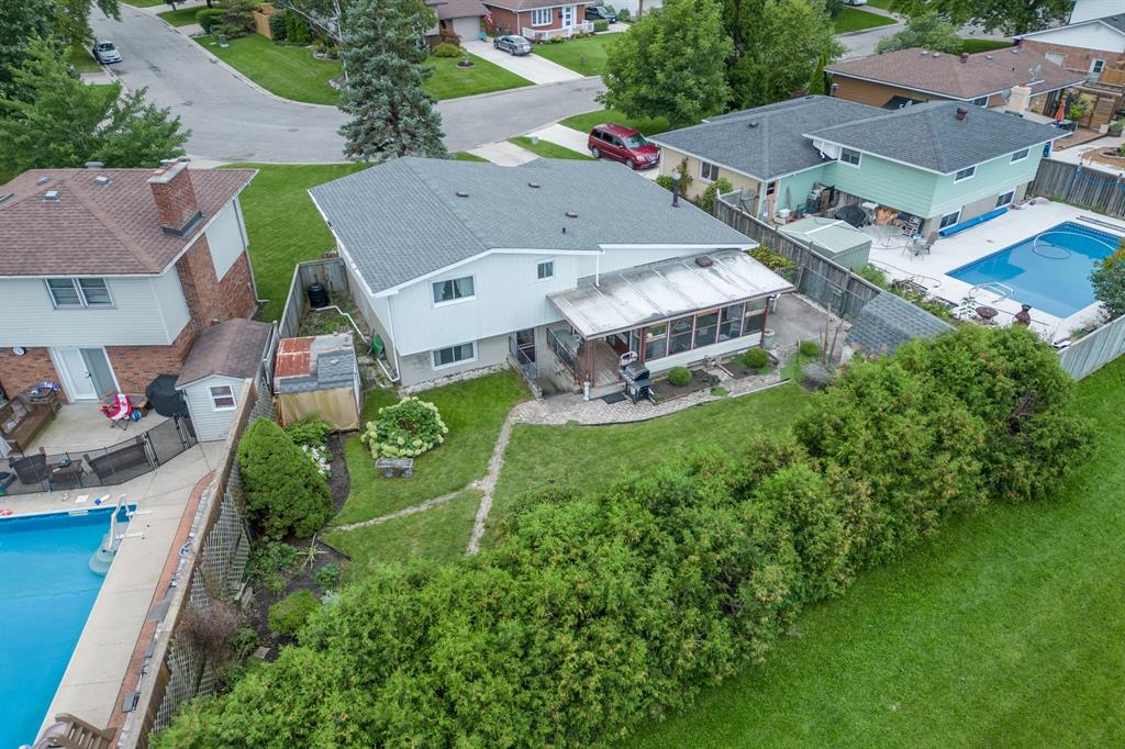 123 HANNA Crescent, Sarnia, Ontario, Canada