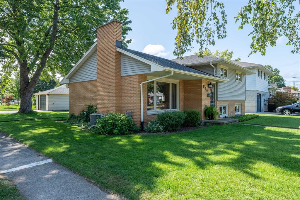 899 KEMSLEY Drive, Sarnia, Ontario, Canada