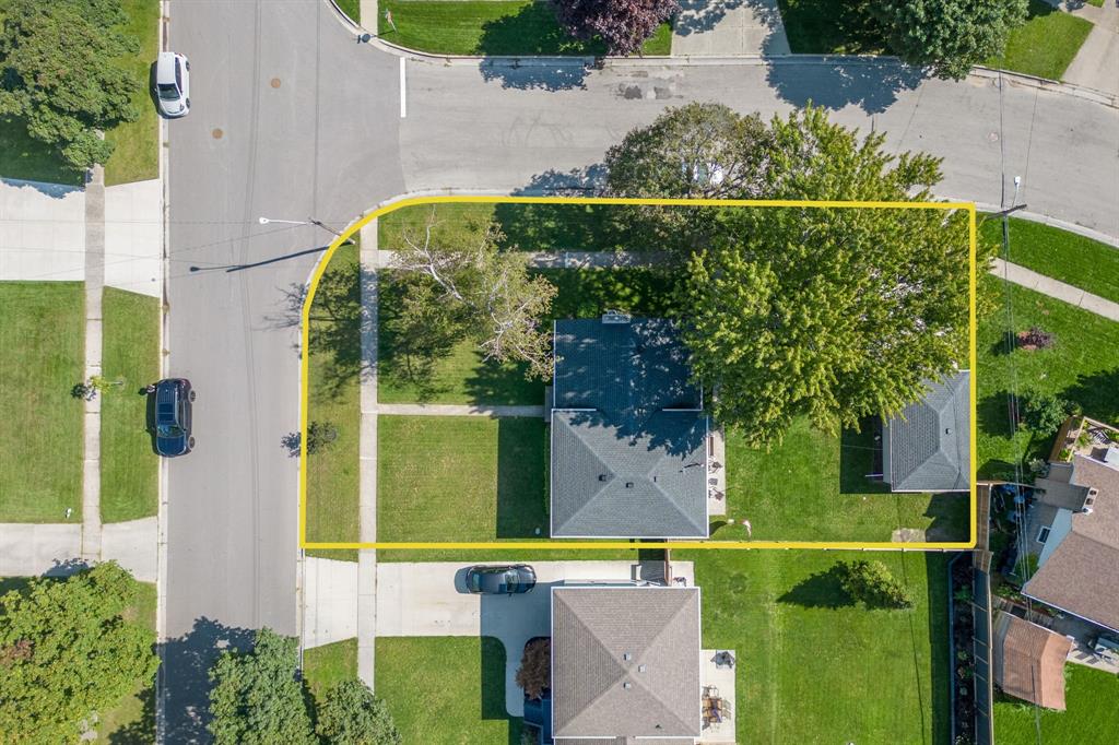 899 KEMSLEY Drive, Sarnia, Ontario, Canada