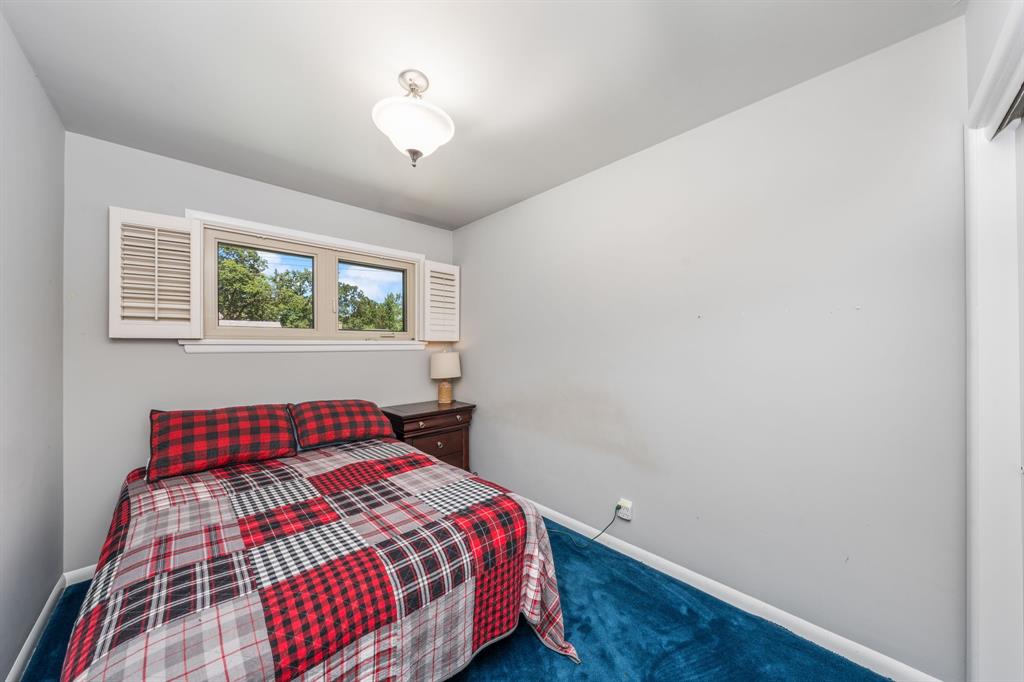 899 KEMSLEY Drive, Sarnia, Ontario, Canada