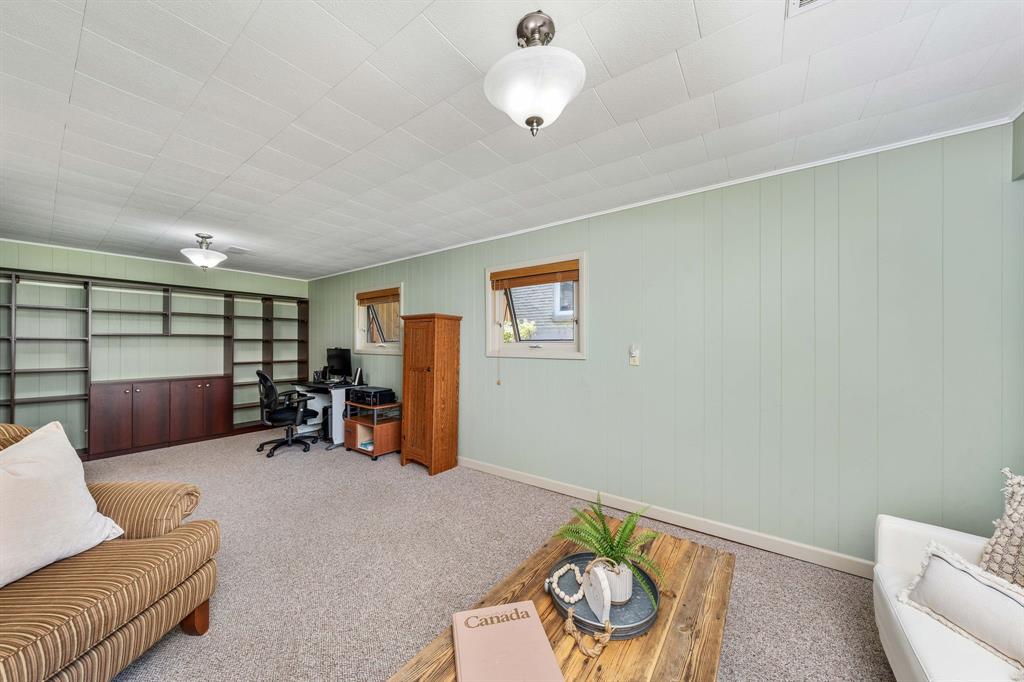 899 KEMSLEY Drive, Sarnia, Ontario, Canada