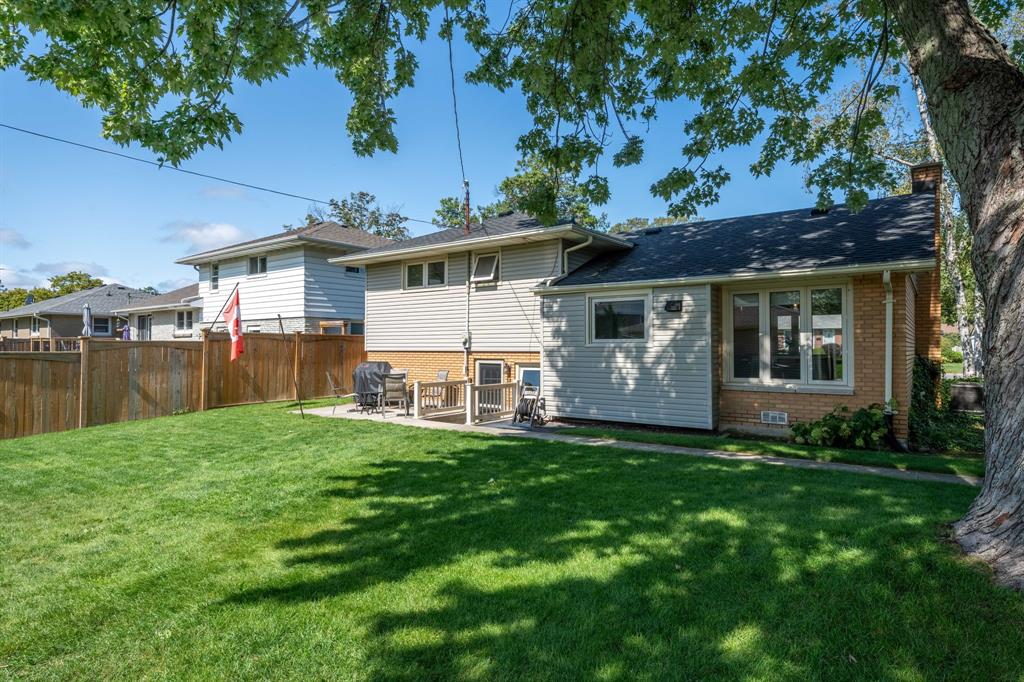 899 KEMSLEY Drive, Sarnia, Ontario, Canada