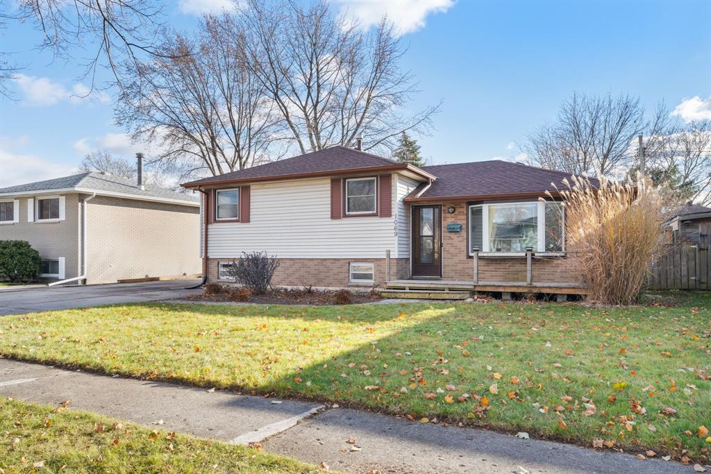1069 THOMPSON Street, Sarnia, Ontario, Canada photo 4