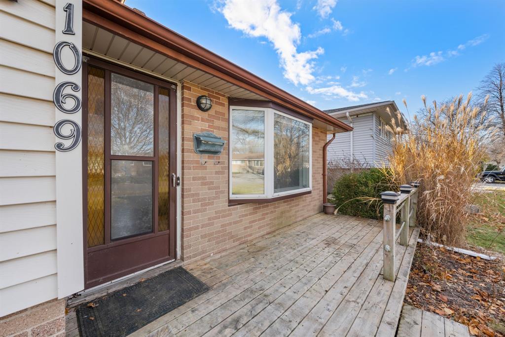 1069 THOMPSON Street, Sarnia, Ontario, Canada photo 6