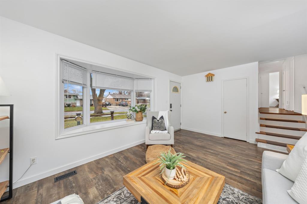 1069 THOMPSON Street, Sarnia, Ontario, Canada photo 8