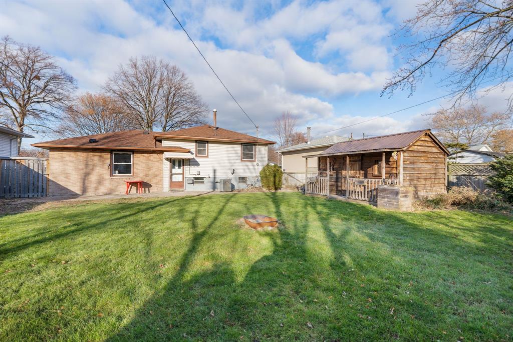 1069 THOMPSON Street, Sarnia, Ontario, Canada photo 37