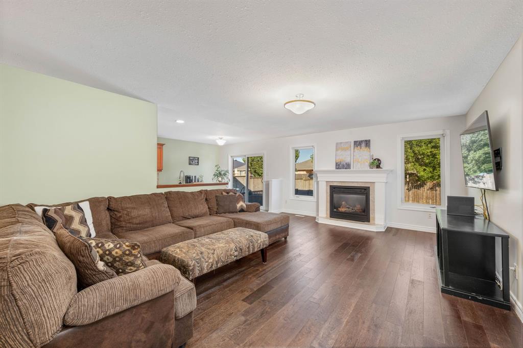 600 GRAYCLIFF Drive, Sarnia, Ontario, Canada