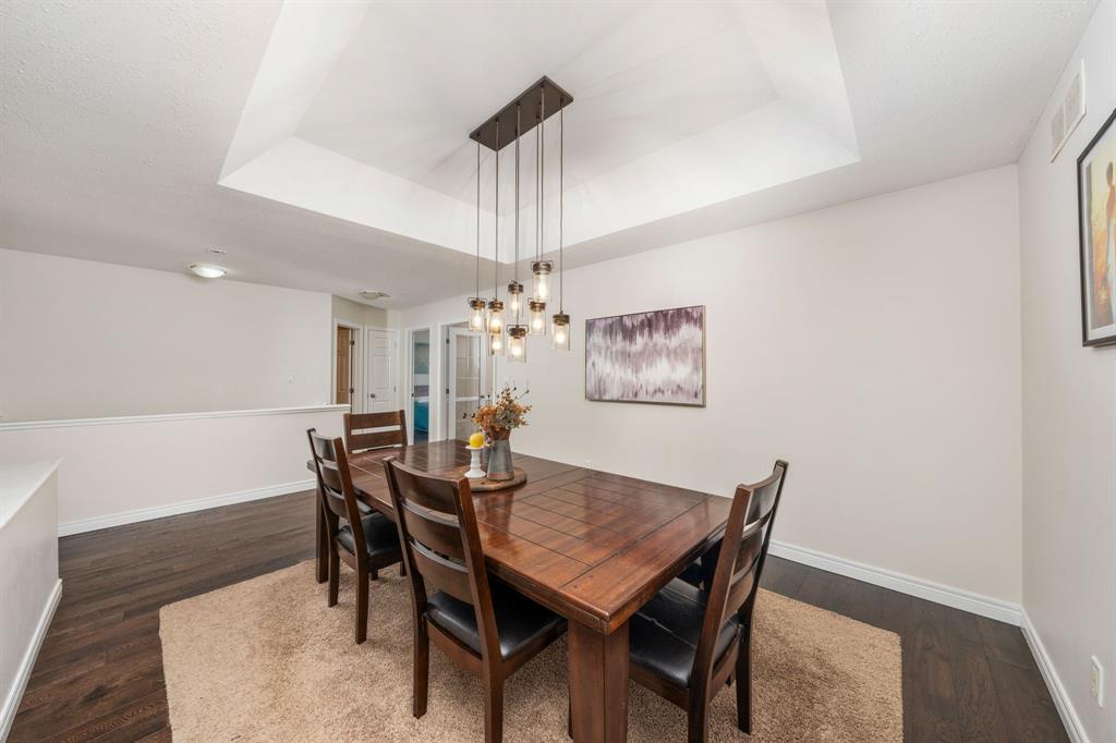 600 GRAYCLIFF Drive, Sarnia, Ontario, Canada
