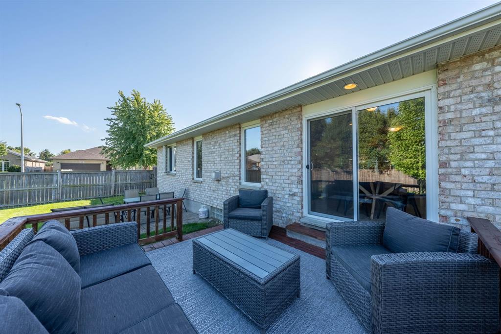 600 GRAYCLIFF Drive, Sarnia, Ontario, Canada