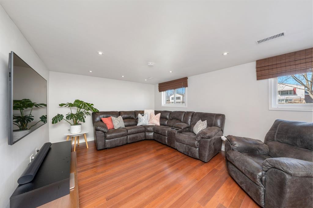 528 BENTINCK Drive, Sarnia, Ontario, Canada photo 24