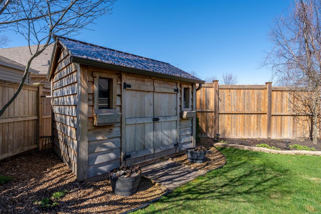 293 SAWGRASS Place, Sarnia, Ontario, Canada