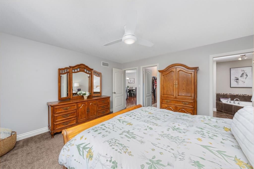 293 SAWGRASS Place, Sarnia, Ontario, Canada