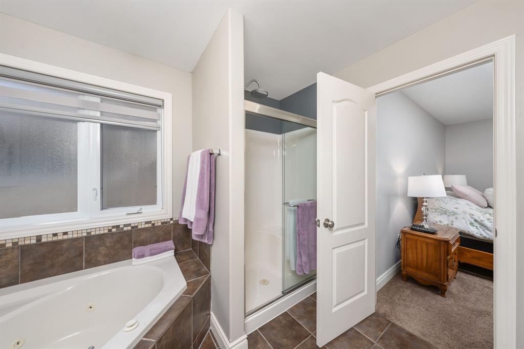 293 SAWGRASS Place, Sarnia, Ontario, Canada