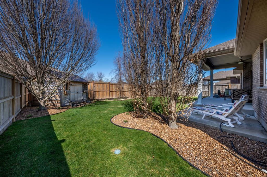 293 SAWGRASS Place, Sarnia, Ontario, Canada
