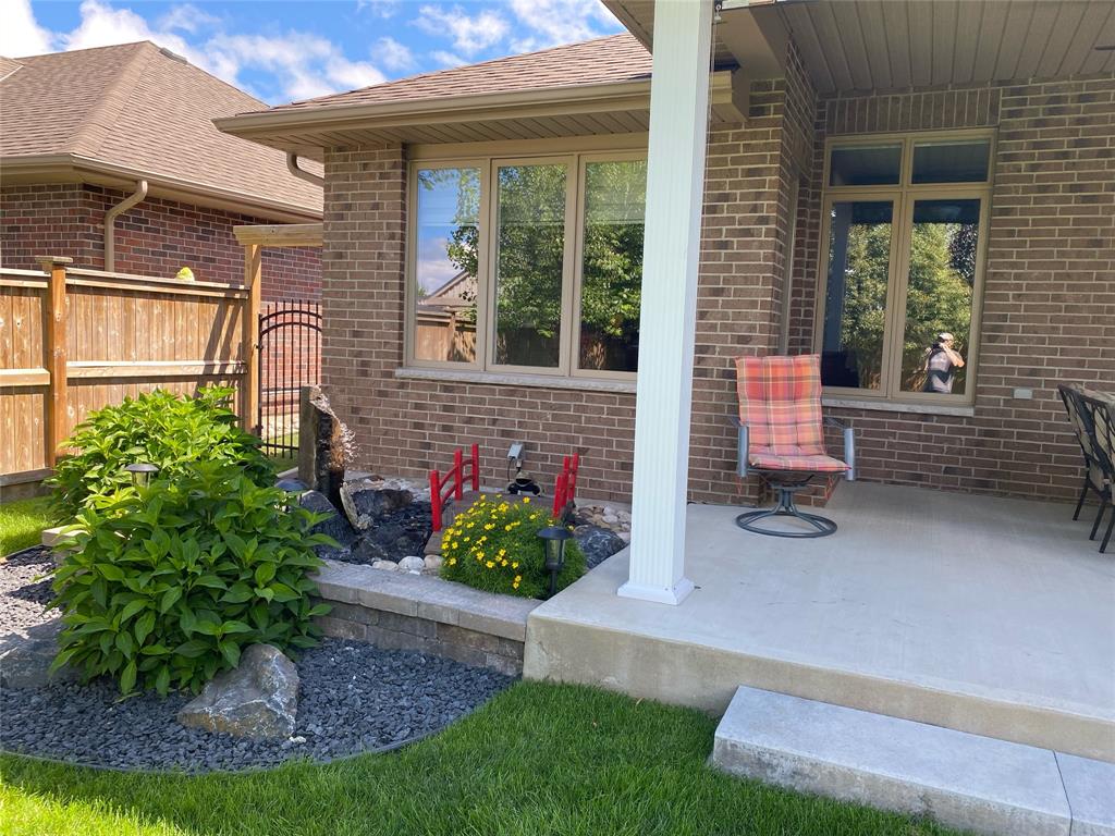 293 SAWGRASS Place, Sarnia, Ontario, Canada