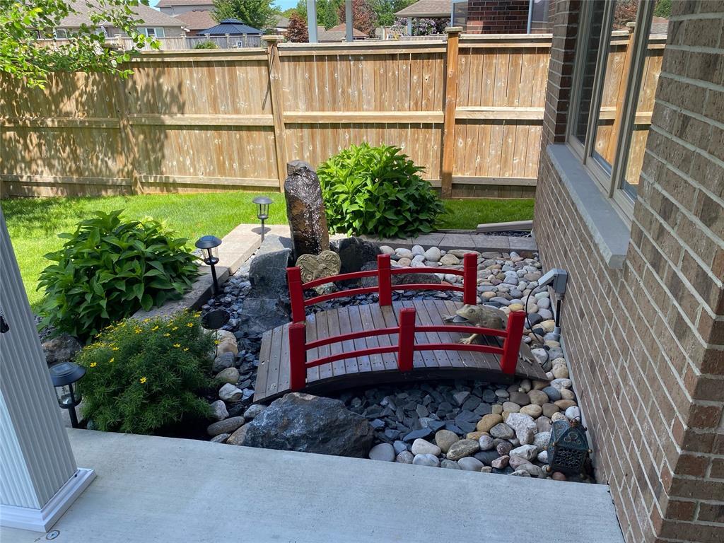 293 SAWGRASS Place, Sarnia, Ontario, Canada