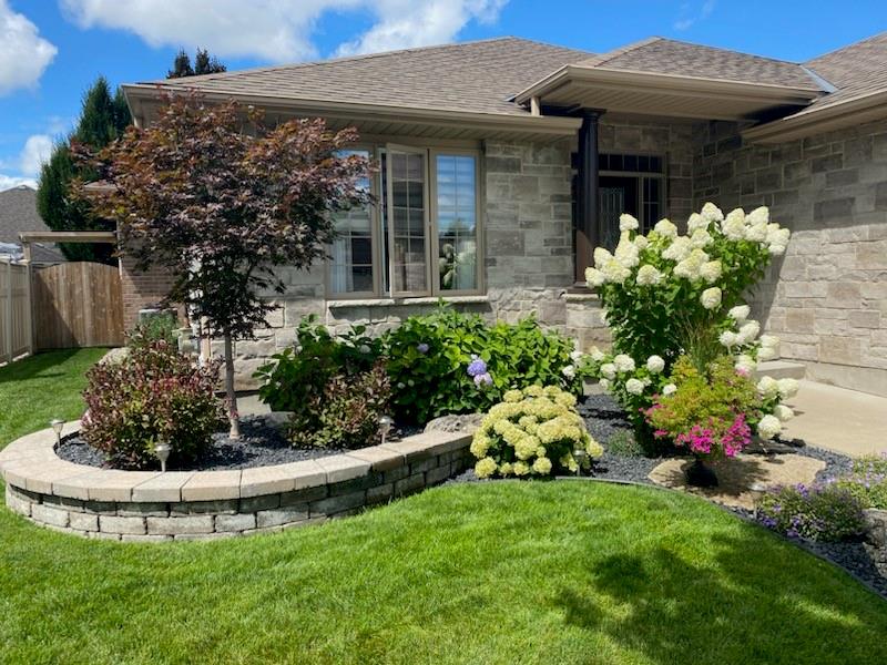293 SAWGRASS Place, Sarnia, Ontario, Canada