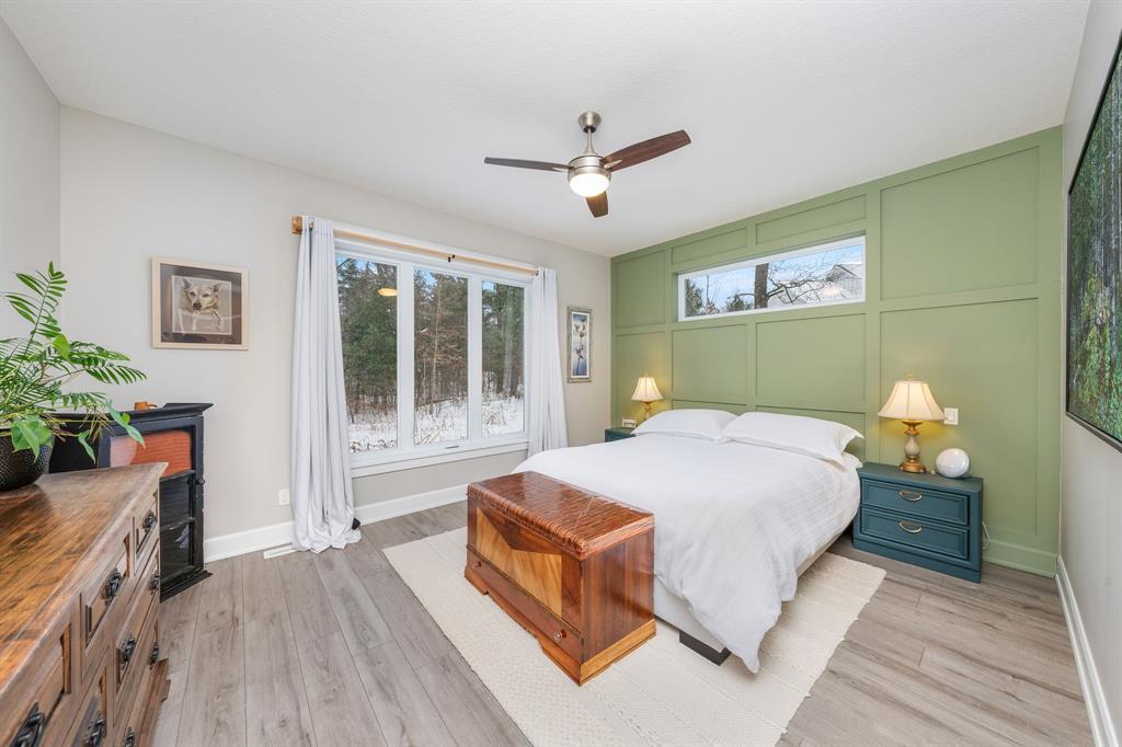 9934 NIPIGON Street, Lambton Shores, Ontario, Canada