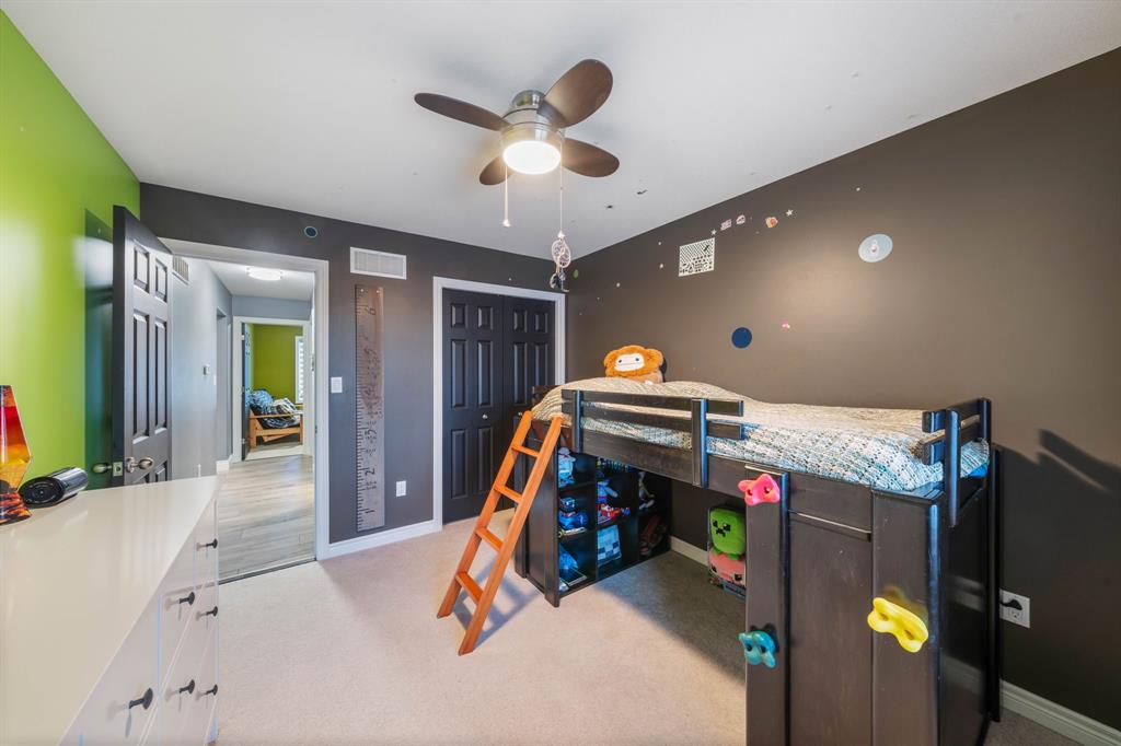 108 PAUL SLOGGETT Court, Sarnia, Ontario, Canada