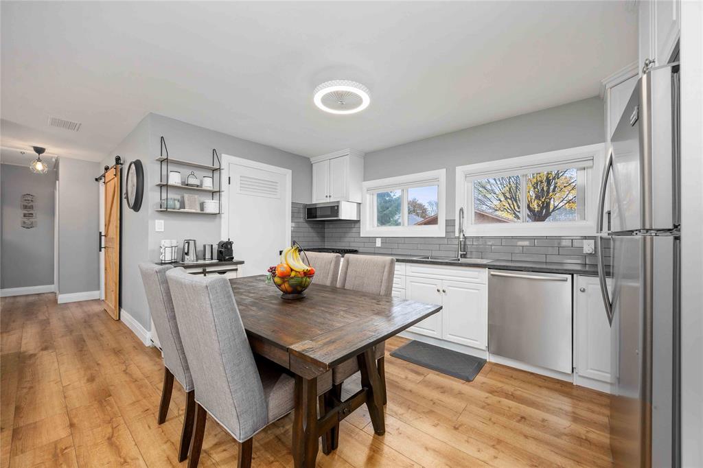 973 JOEL Park, Sarnia, Ontario, Canada photo 5