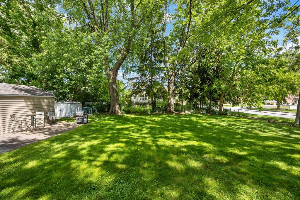 738 ELIZABETH Avenue, Sarnia, Ontario, Canada photo 33