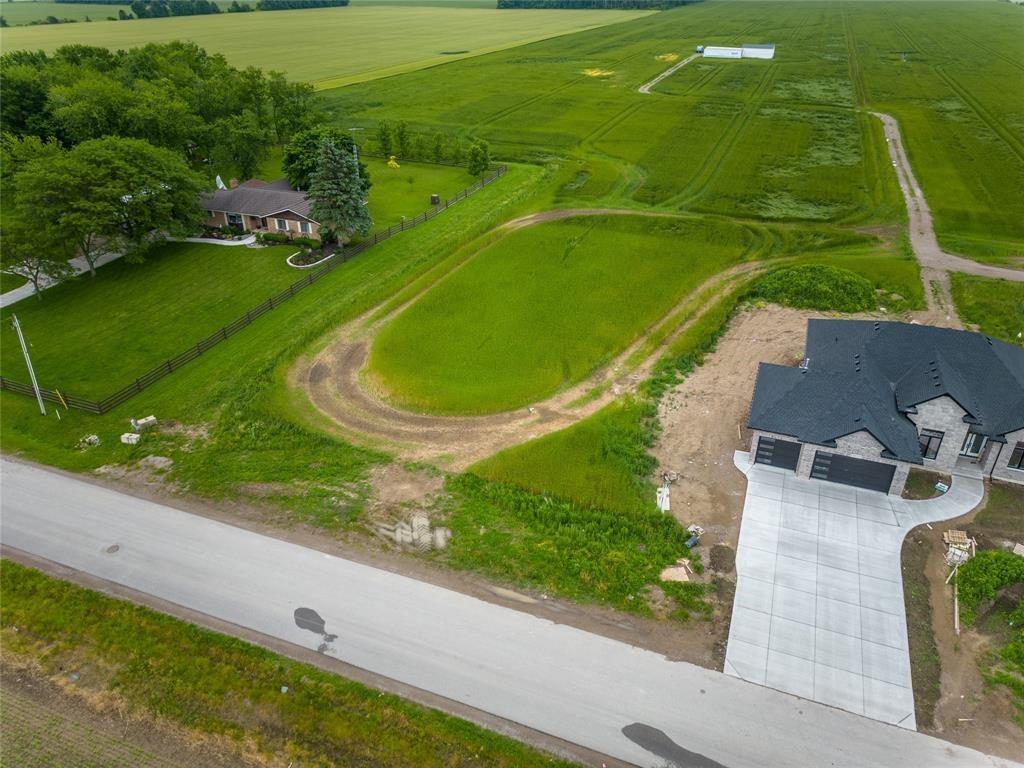 3781 QUEEN Street, Plympton-Wyoming, Ontario, Canada