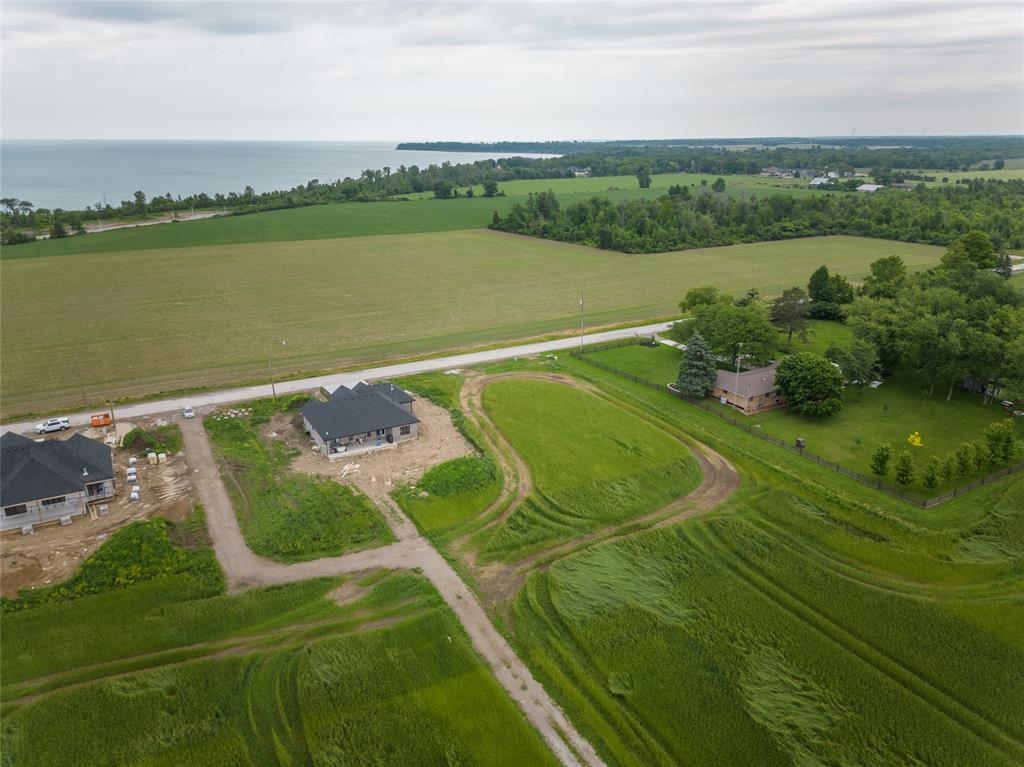 3781 QUEEN Street, Plympton-Wyoming, Ontario, Canada