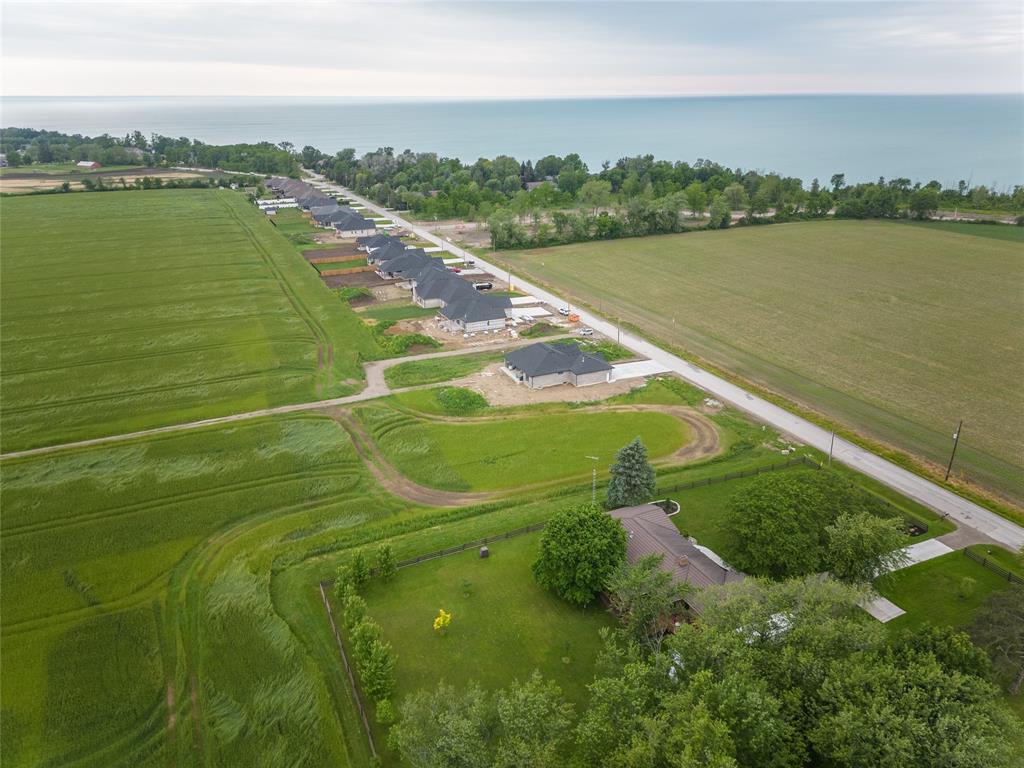 3781 QUEEN Street, Plympton-Wyoming, Ontario, Canada